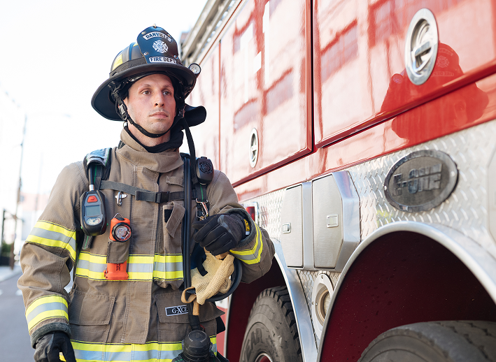 FIRST RESPONDERS / MILITARY